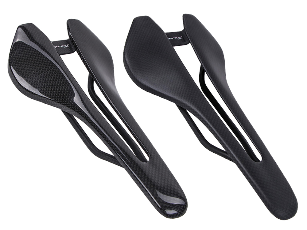 BERK COMPOSITES Saddle Lupina 3K-Carbon Width 132 mm Rail BERK COMPOSITES Saddle Lupina 3K-Carbon Width 132 mm Rail