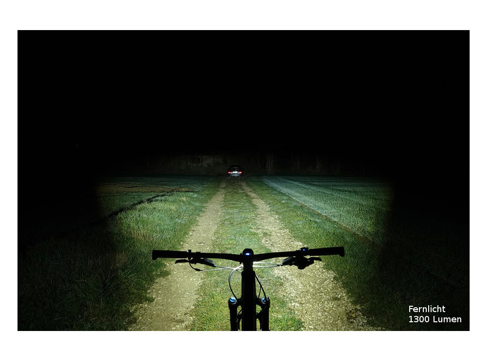 1300 lumen bike light