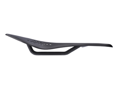 GELU Saddle K-3 Carbon/punctured | 3K matte