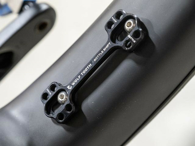 Wolf tooth hot sale bottle cage adapter