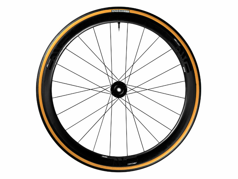 tan wall tubeless road tyres