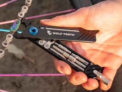 WOLFTOOTH Multi Tool ultra light 8-Bit Pack Pliers | 17...