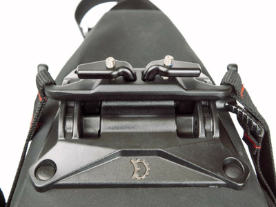 REVELATE DESIGNS Satteltasche Spinelock | 10 Liter