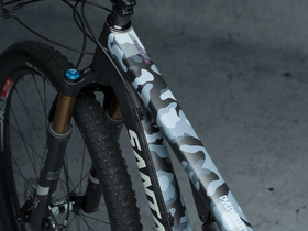 DYEDBRO Rahmenschutz Set glänzend | white