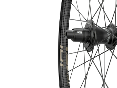 ZIPP Rear Wheel 28 101 XPLR Carbon Clincher | Tubeless | Center Lock | 12x142 mm Thru Axle | SRAM XDR Freehub Body | Kwiqsand