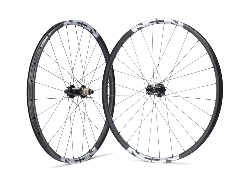 lightweight aluminium wheelset