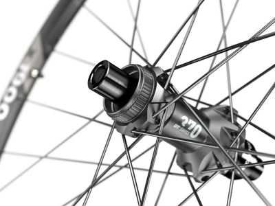 DT SWISS Hinterrad 29 X 1900 Spline 25 mm | 12x148 mm BOOST Steckachse | Center Lock | Freilauf SRAM XD
