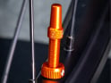 MUC-OFF Tubeless Ventil Set V2 | 60 mm lila