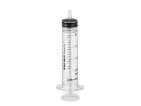 B. BRAUN Omnifix syringe with Luer connection | 20 ml