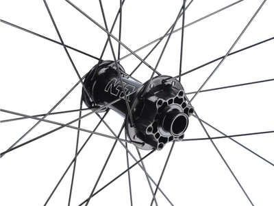NONPLUS COMPONENTS Laufradsatz 29 EN349 6-Loch | Carbon Felgen | Sapim D-Light SRAM XD