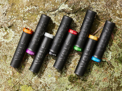 WOLFTOOTH Griffe Echo Lock-On 32 x 132 mm | schwarz