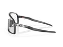 OAKLEY Sonnenbrille Sutro Matte Carbon | Clear to Black Iridium Photochromic OO9406-9837