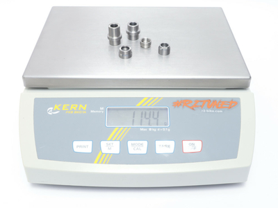 WAHOO Adapter Set for Thru Axles | KICKR CORE + V4 and newer models