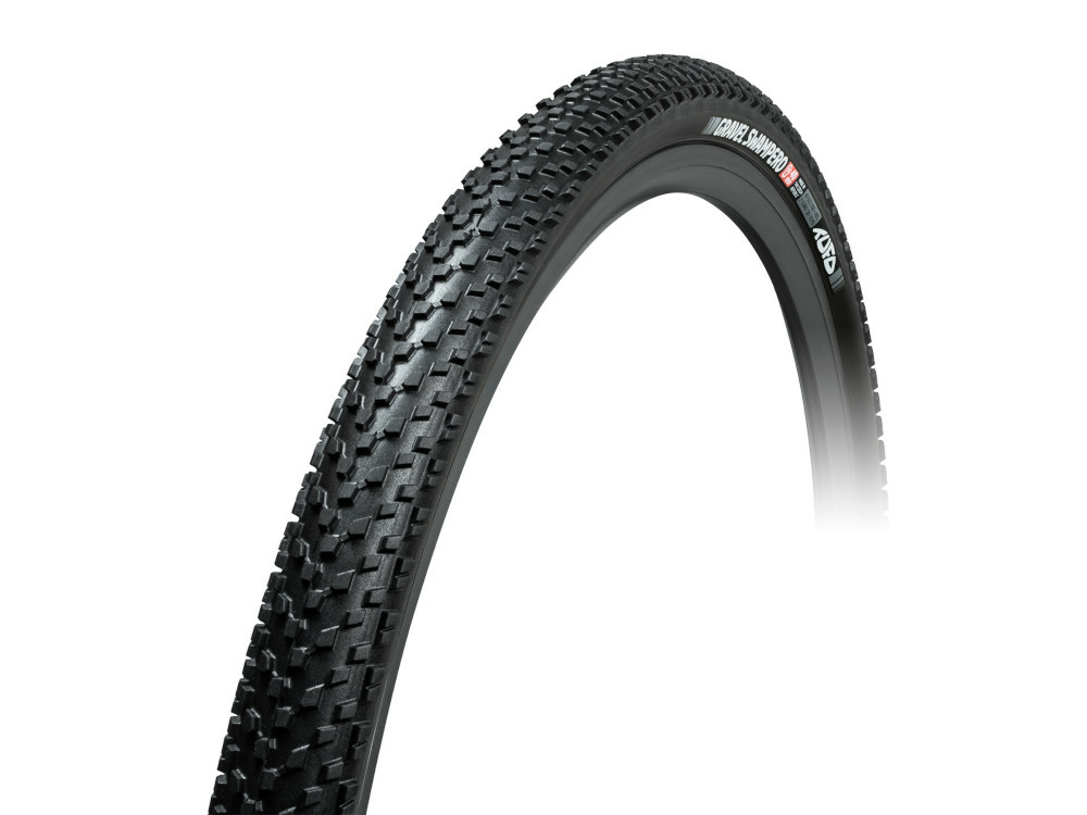 700 x 44c online tires