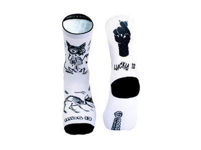 MALDITA BUENA SUERTE Socken Black Cat | weiß M | 39-40