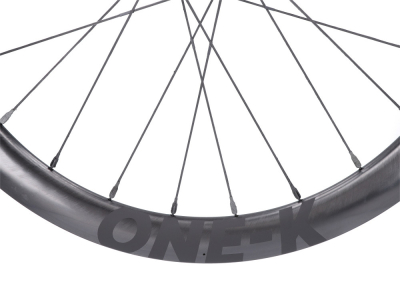 ONE-K Laufradsatz RD-S Carbon Clincher | Duke Baccara 48 Felgen | NONPLUS Naben | schwarz