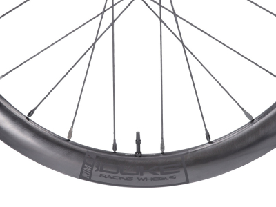 ONE-K Laufradsatz RD-S Carbon Clincher | Duke Baccara 48 Felgen | NONPLUS Naben | schwarz 11-/12- fach Shimano Road
