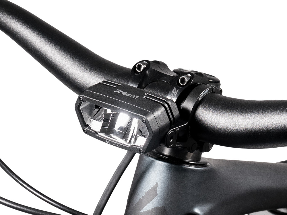 https://r2-bike.com/media/image/product/234886/lg/lupine-scheinwerfer-sl-minimax-af-2400-lumen-69-ah-smartcore-stvzo.jpg