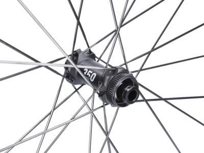 DT SWISS Front Wheel 28