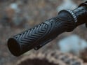 PNW Griffe Loam Grips | Really Red 34 mm (XL)