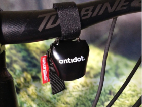 SPURCYCLE Compact Bell | black/red