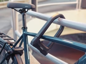 ABUS U-Lock Granit Super Extreme 2500 incl. Frame Bracket...