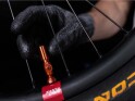 MUC-OFF Tubeless Valve Set Big Bore Hybrid | red 35 mm