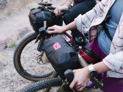 SWIFT INDUSTRIES Handlebar Bag Capstone 4 Liter | black