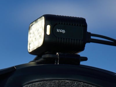 KNOG Blinder X Action Front light 2300 + Battery 10000 mAh + Helmet mo