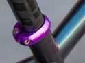 CHRIS KING Seatpost Collar | 3D purple 31,8 mm