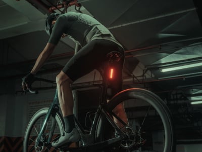 urban e-bike Urtopia Carbon 1 Step-Thru Ebike White main image 1