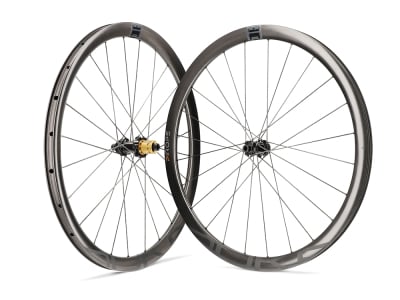 PI ROPE Laufradsatz 28" Road Light Center Lock Baccara X 36 | Black Premium Edition