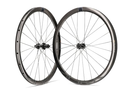 PI ROPE Laufradsatz 28" Road FADE Center Lock Baccara X 36 | Black Premium Edition Campagnolo N3W