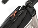 RESTRAP Race Top Tube Bag Long 2 liter | black