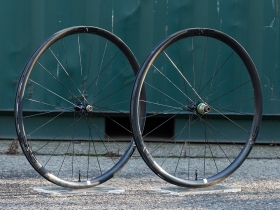R2BIKE Wheelset 28" Disc | EXTRALITE CyberFront...