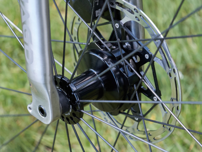 SON Hub Dynamo SON 29 S Disc 6-Hole | 12x100 mm Thru Axle