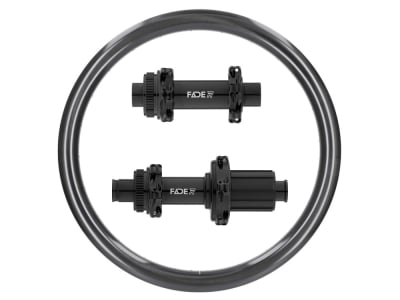 R2BIKE Wheelset 28" Disc GRV | Newmen Road Straightpull Center Lock Hubs | Light Bicycle Carbon Rims