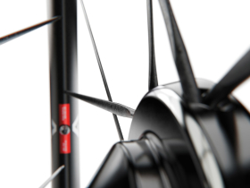 DT SWISS Vorderrad 28" ARC 1400 Dicut Center Lock 85...