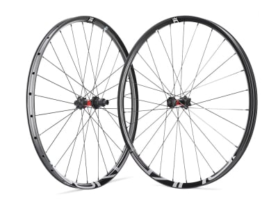 R2BIKE Wheelset 29" DC | DT Swiss 240 | Duke Lucky Jack SLS5 285g + 350g | SRAM XD | Sapim CX-Ray