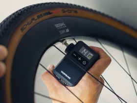 TOPEAK Akku-Luftpumpe E-Booster Digital Mini