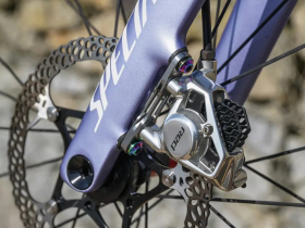 ABSOLUTE BLACK Adapter Flat Mount SRAM front |...