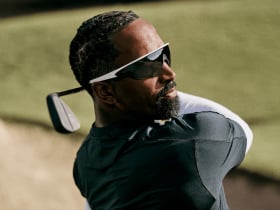 OAKLEY Meta Vanguard AI Glasses White | Prizm Black...