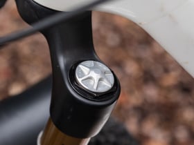 OAK COMPONENTS Air Cap Fork Cap | raw