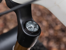 OAK COMPONENTS Air Cap Fork Cap | lunargrey