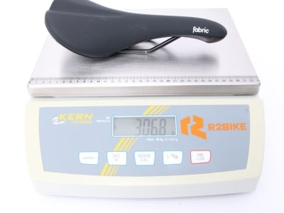 FABRIC Saddle Scoop Sport Radius Steel 142 mm | black