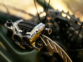 SHIMANO XTR Bremssattel 4-Kolben BR-M9220 | Metall