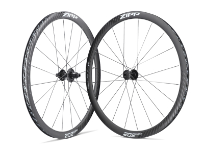 ZIPP Wheel Set 28" 202 NSW Carbon | Tubeless | Center Lock 12x100 mm | 12x142 mm Thru Axle Shimano Road