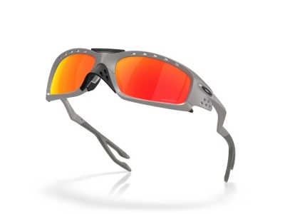 OAKLEY Sunglasses Plantaris SQ Titanium | Prizm Ruby OO9529-0561
