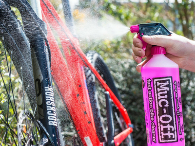 MUC-OFF Fahrradreinigungskit 8 in 1